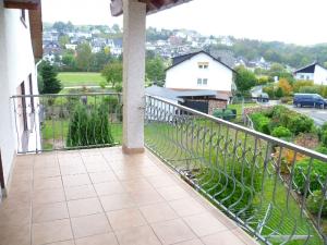 12 Ansichten in der Bildgalerie